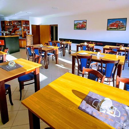 Hasicsky Hotel Přibyslav 外观 照片