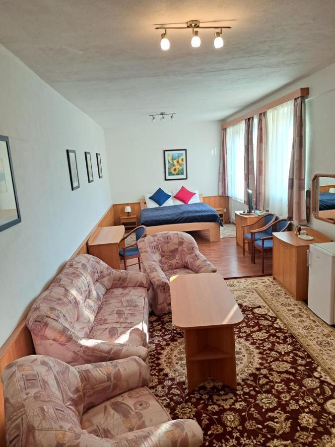 Hasicsky Hotel Přibyslav 外观 照片
